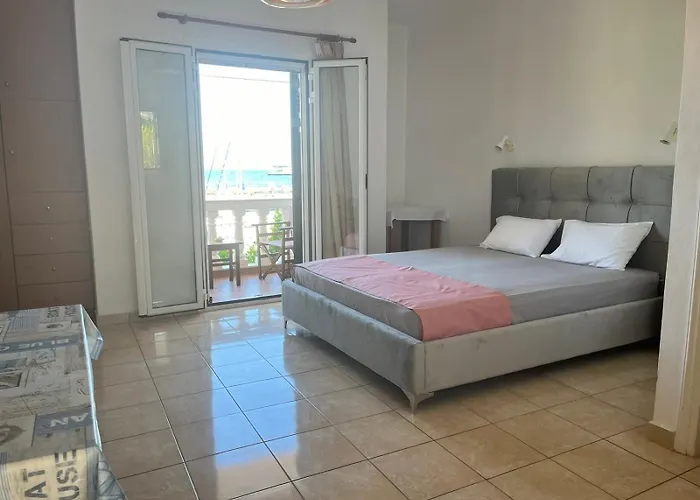 κaryatis * ليكسوري