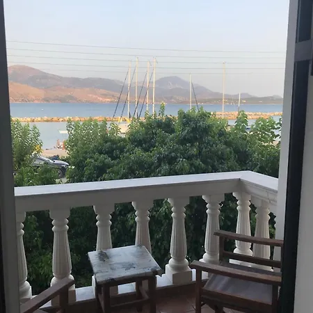 κaryatis ليكسوري