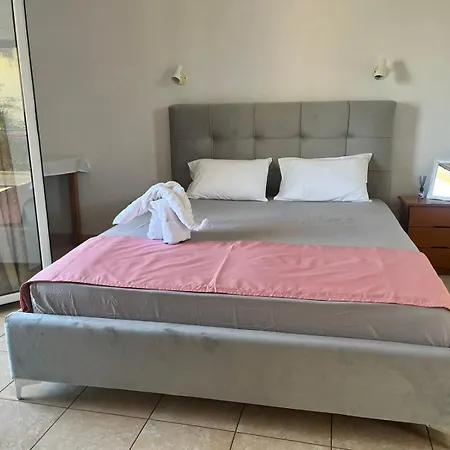 κaryatis ليكسوري