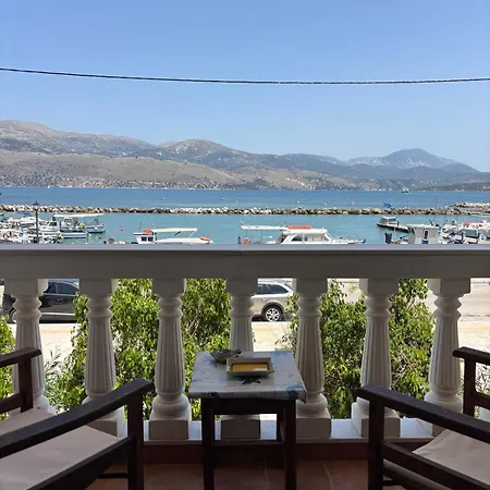 κaryatis Apartment Lixouri