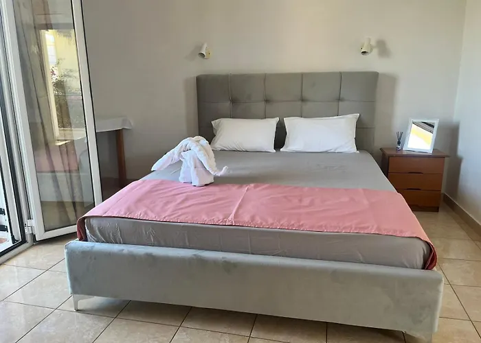 κaryatis 里科索翁